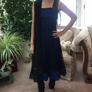 Indian 3-Piece Suit Churidar